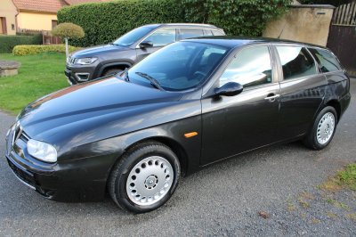 Fotografie vozu Alfa Romeo 156 1.9 JTD Distinctive Sportwagon