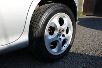 Alfa Romeo 147 1.9 JTD 8V