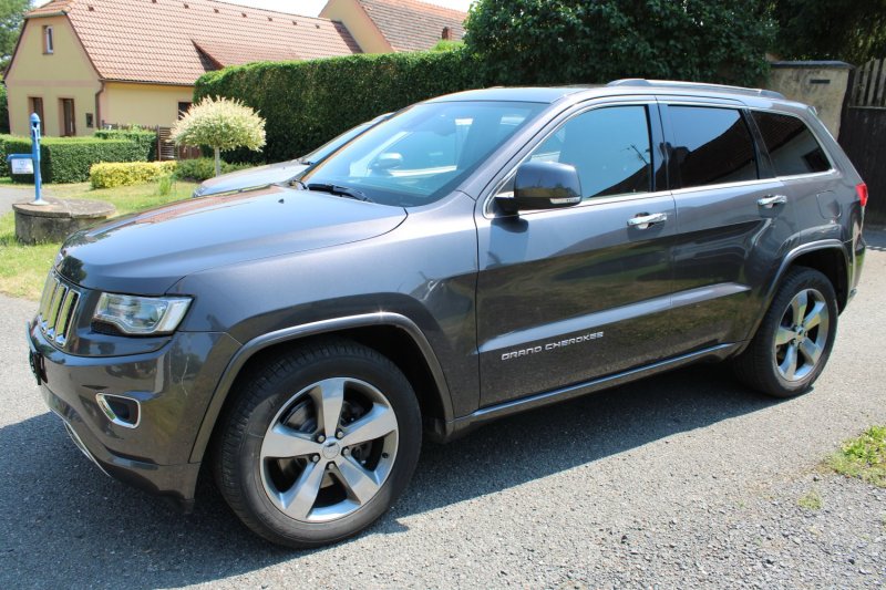 Fotografie vozu Jeep Grand Cherokee 3.0 CRD Overland