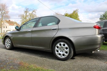 Alfa Romeo 166 2.4 JTDm 20V Distinctive