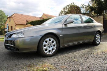 Alfa Romeo 166 2.4 JTDm 20V Distinctive